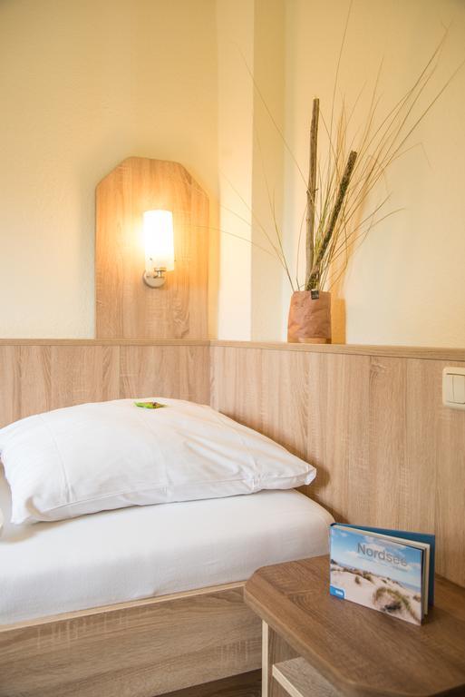 Dünen Stuuv Otel Sankt Peter-Ording Oda fotoğraf